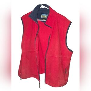 7/158. Roundy Ridge Clothing Red Vest